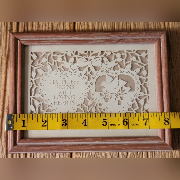 Vintage 70's Framed Scherenschnitte By Figi Graphics Happiness Begins With Love - Picture 5 of 5